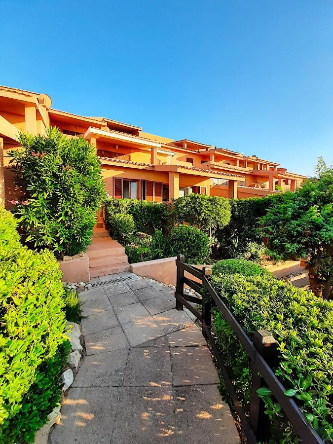 Ferienwohnung Villino Vista Mare Costa Paradiso Exterior foto